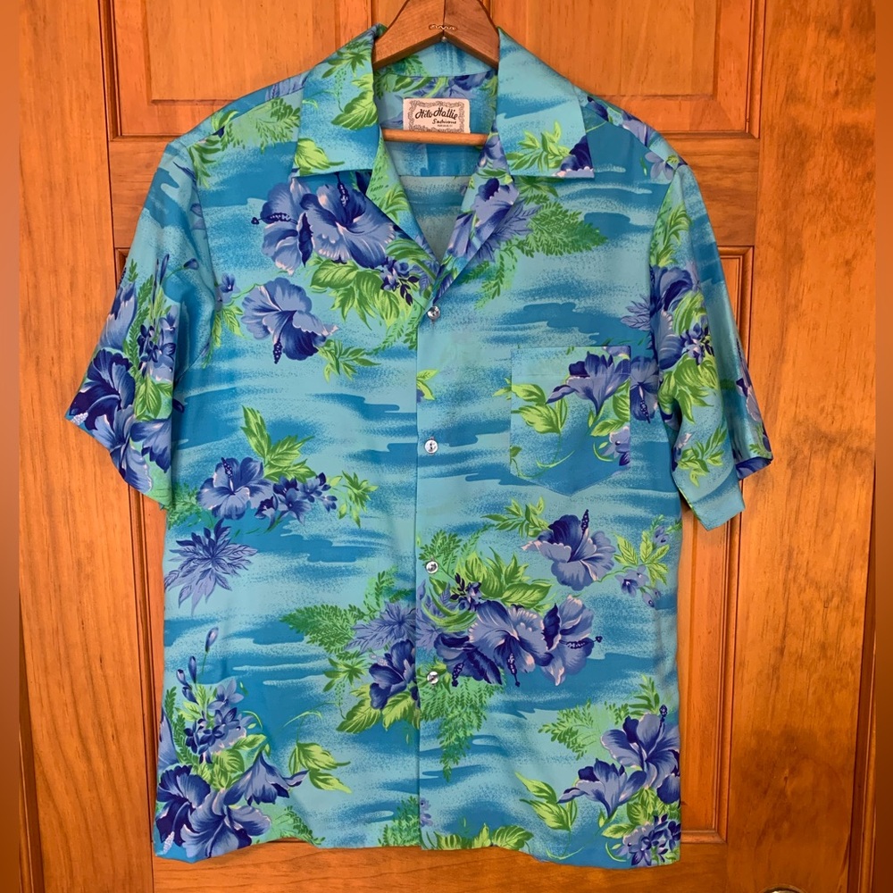 Vintage Hilo Hattie Hawaiian Shirt